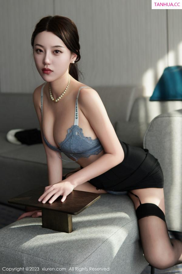   [XiuRen]高清写真图 2023.02.08 No.6231 米娜MnaL 黑丝美臀第33张图片